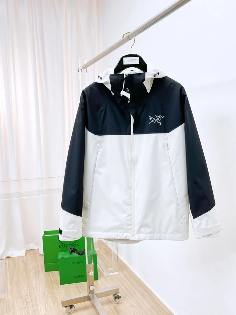 Tailored Arcteryx Outwear 162158