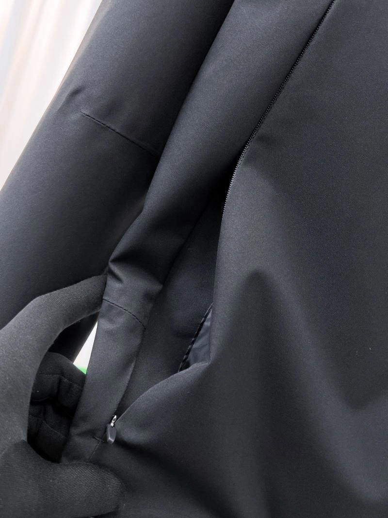 Sophisticated Arcteryx Outwear 162155