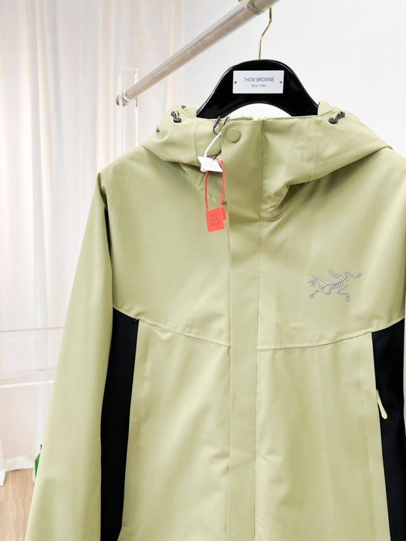 Arcteryx Outwear ComfortFit 162148