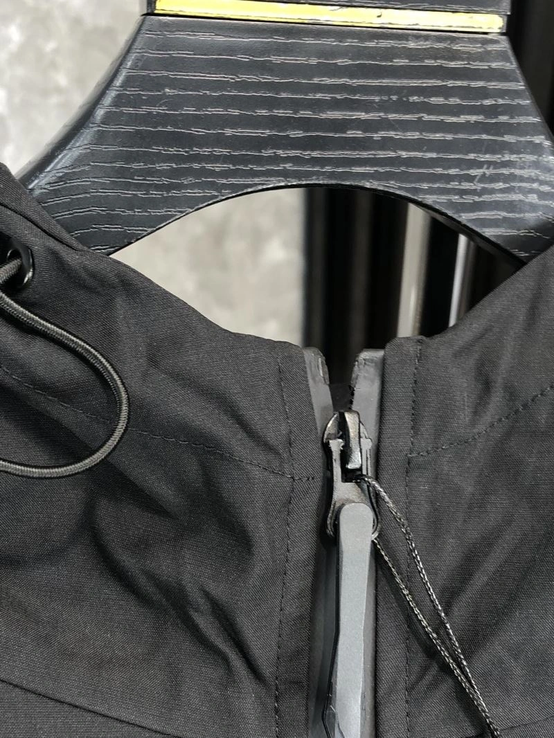 TravelReady Arcteryx Outwear 162144