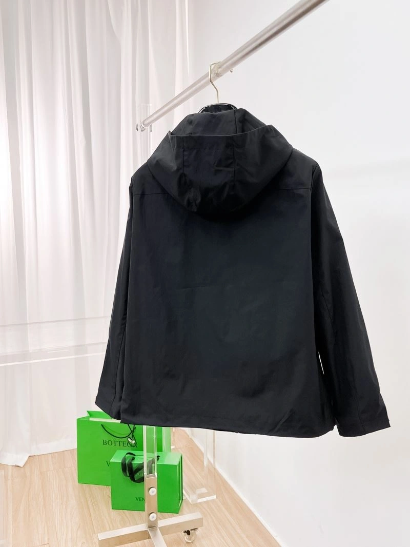 Vibrant Arcteryx Outwear 162183