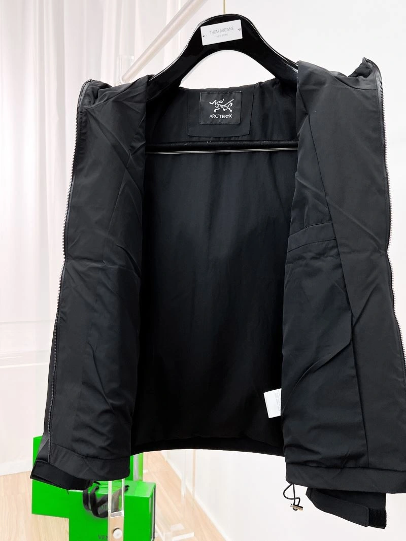 Vibrant Arcteryx Outwear 162183