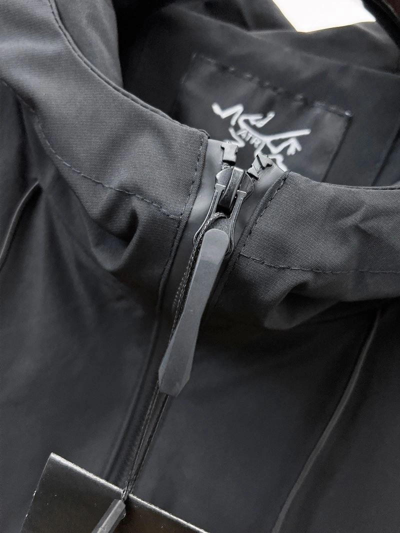 Vibrant Arcteryx Outwear 162183