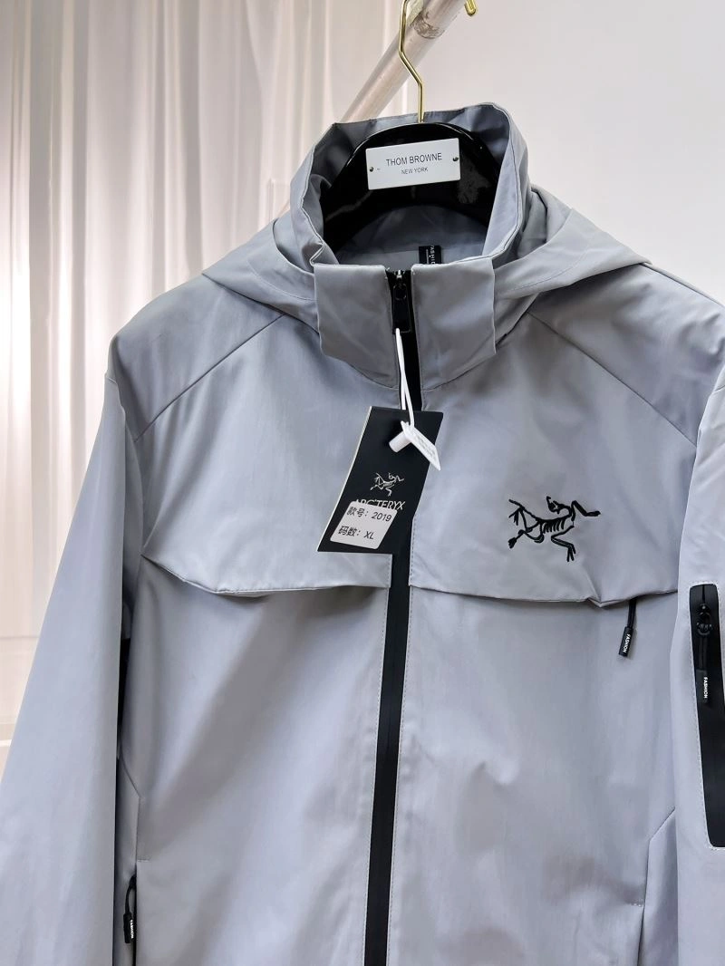 Arcteryx Outwear Classic 162137