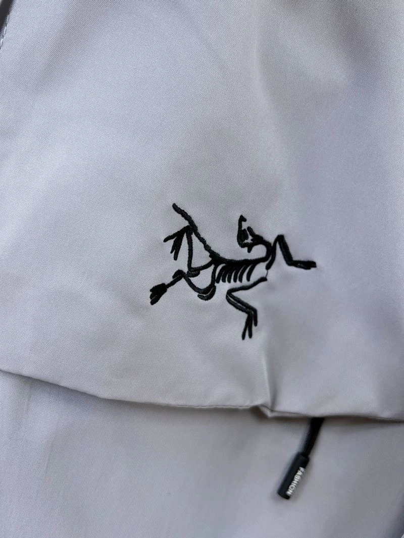 Arcteryx Outwear Classic 162137