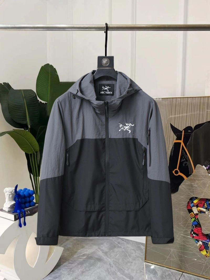 Arcteryx Outwear Chic 162139