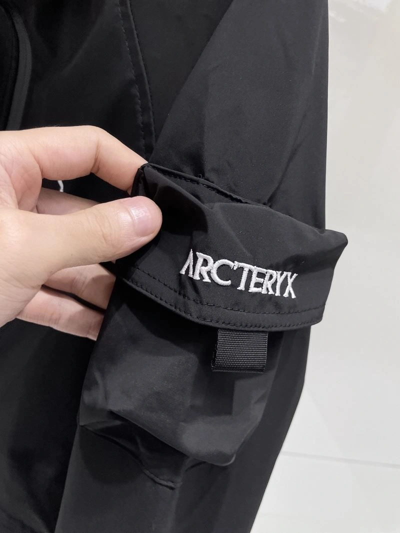 Snug Arcteryx Outwear 162118