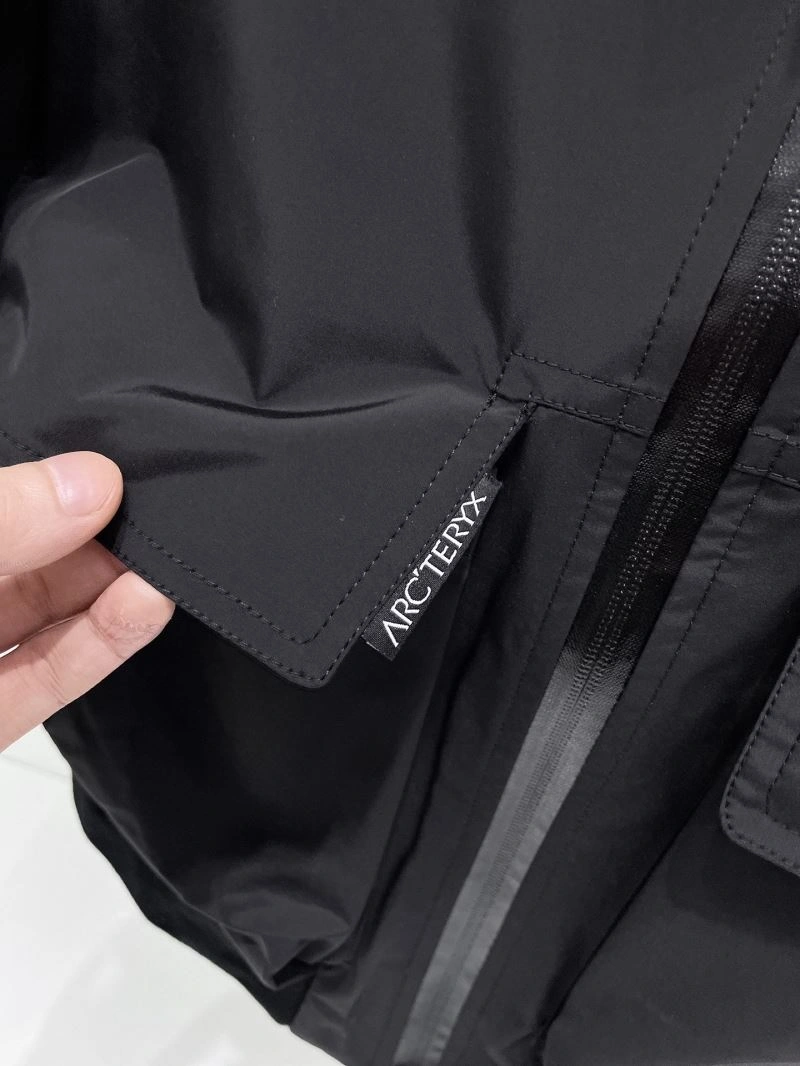 Snug Arcteryx Outwear 162118