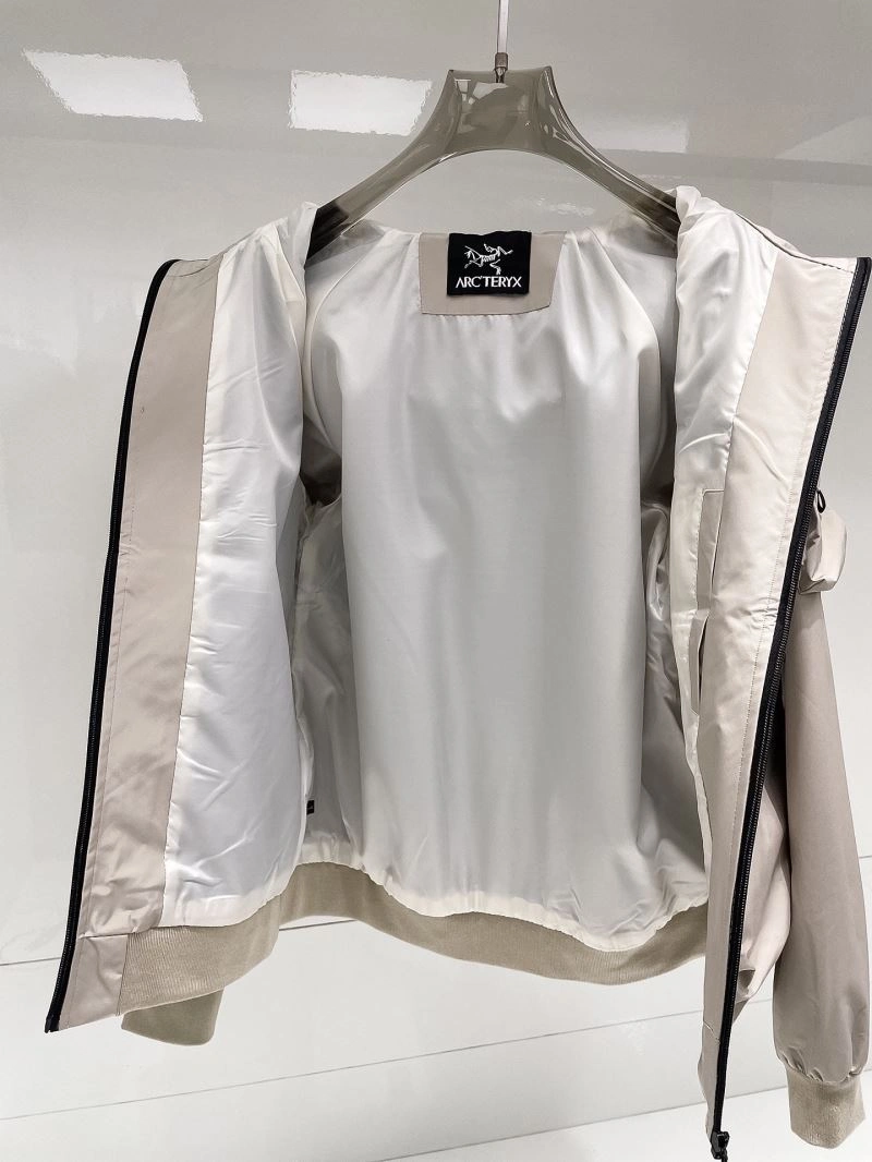 WrinkleFree Arcteryx Outwear 162154