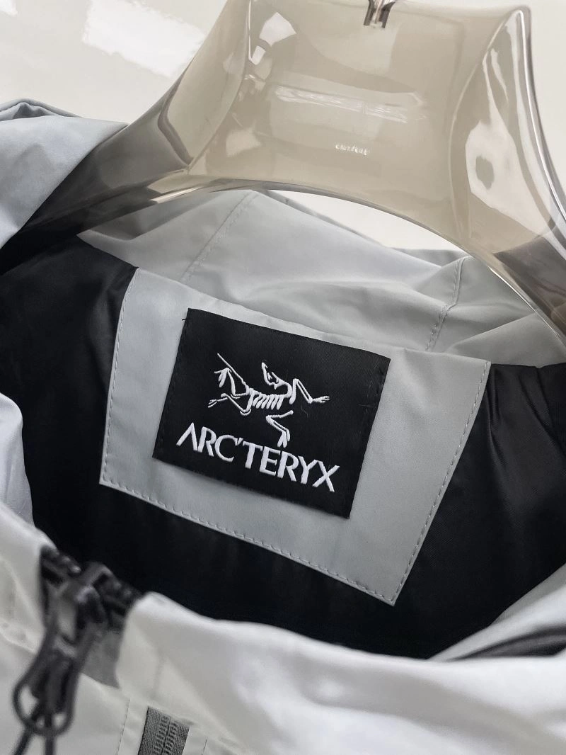 Arcteryx Outwear Cozy 162117