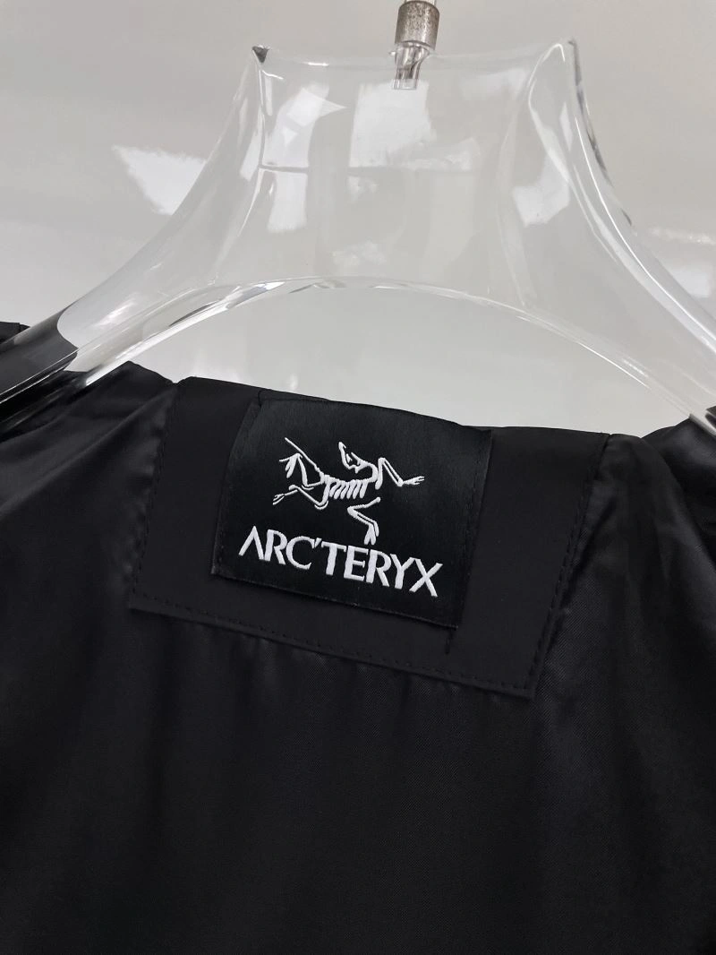 Arcteryx Outwear Vibrant 162111