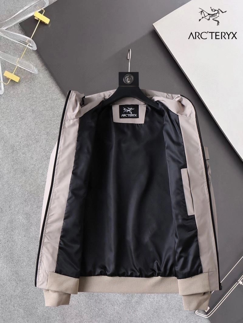 Arcteryx Outwear Sophisticated 162109