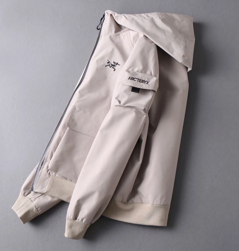 Arcteryx Outwear Sophisticated 162109