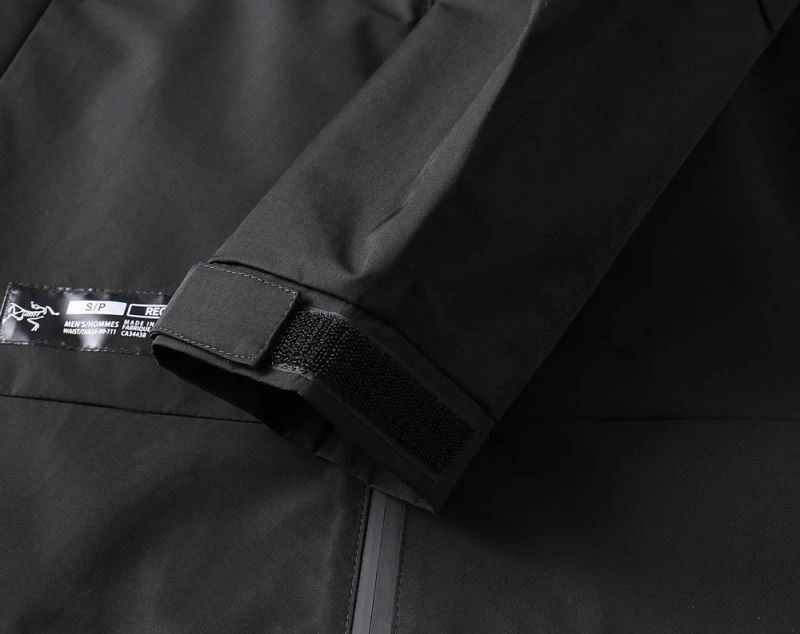 Arcteryx Outwear Tailored 162187