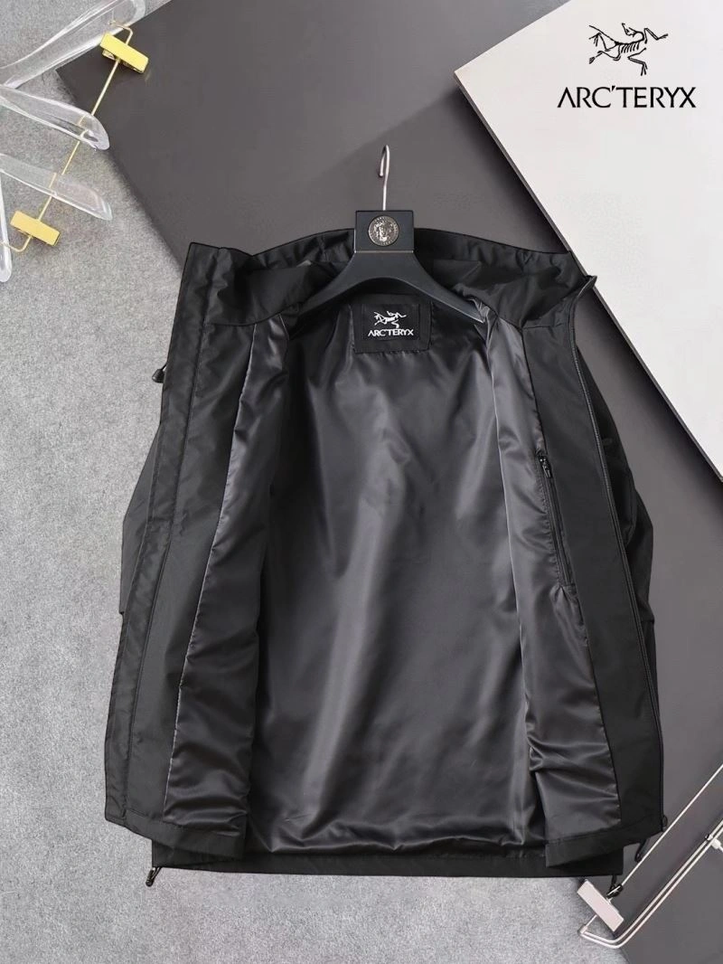 Arcteryx Outwear Tailored 162187