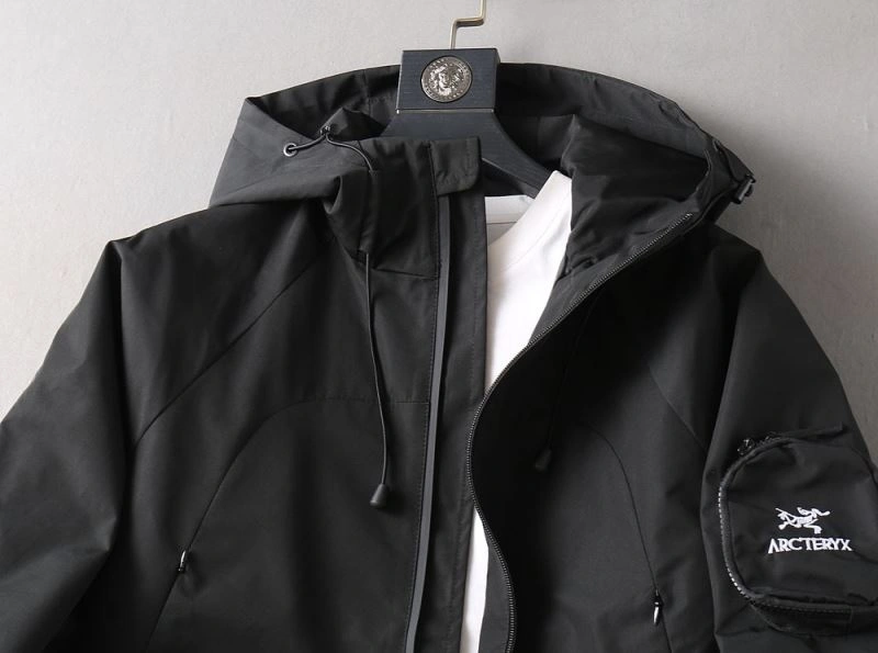 Arcteryx Outwear Tailored 162187