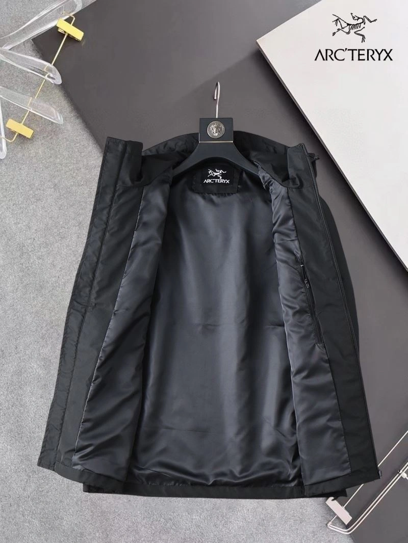 Arcteryx Outwear Supportive 162099