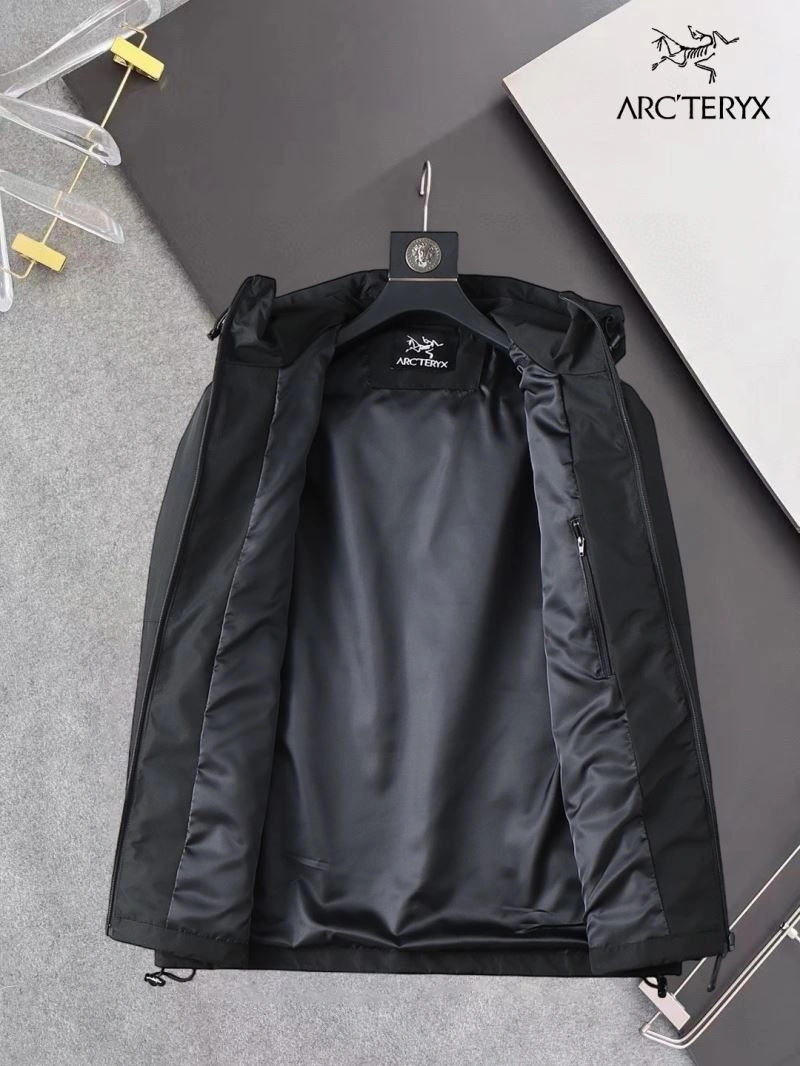 Bold Arcteryx Outwear 162097