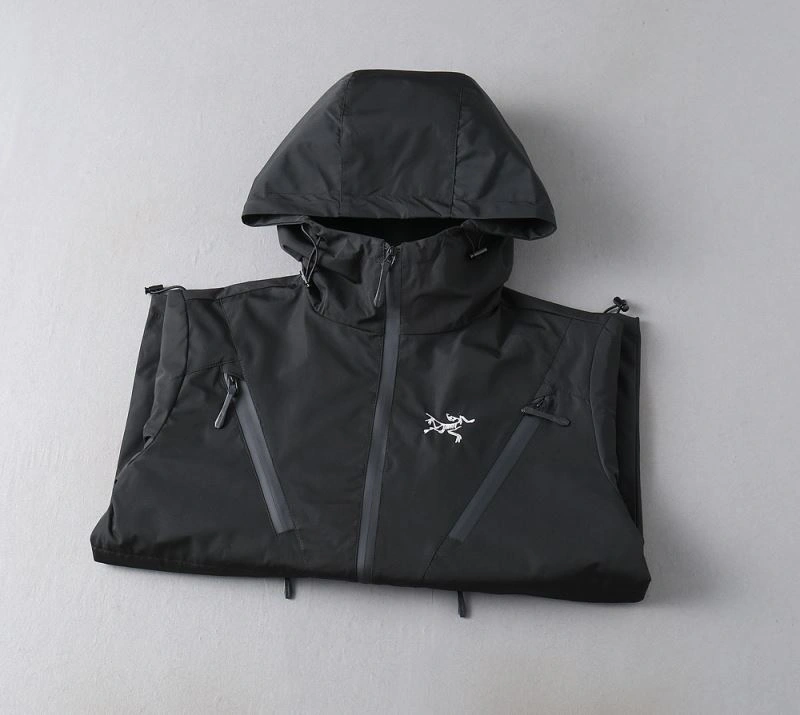 Bold Arcteryx Outwear 162097