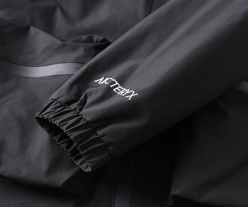 Sustainable Arcteryx Outwear 162135