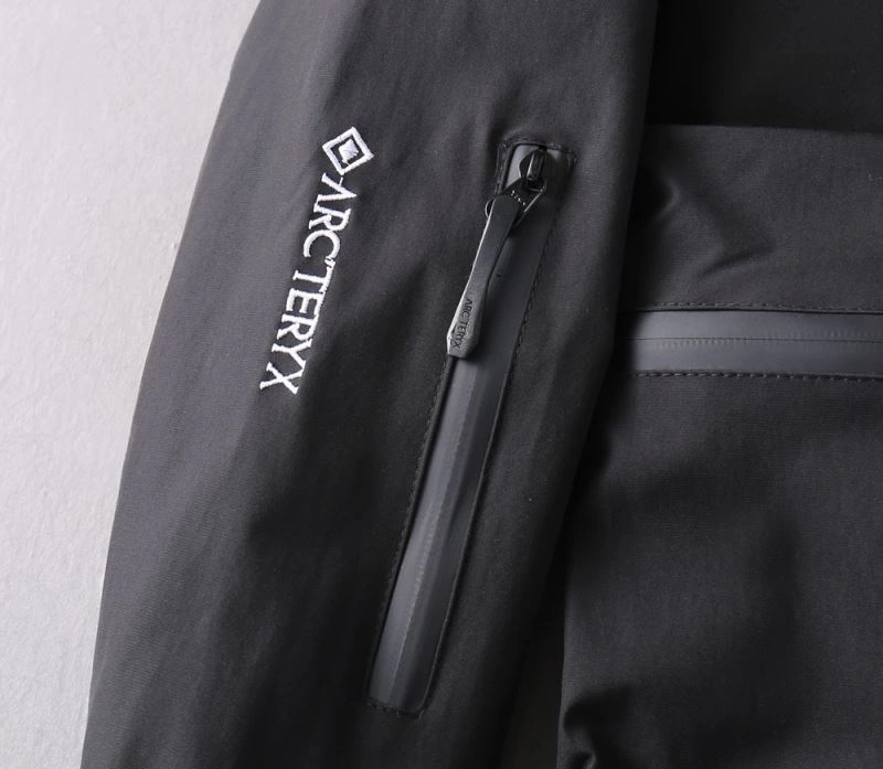 Sustainable Arcteryx Outwear 162135