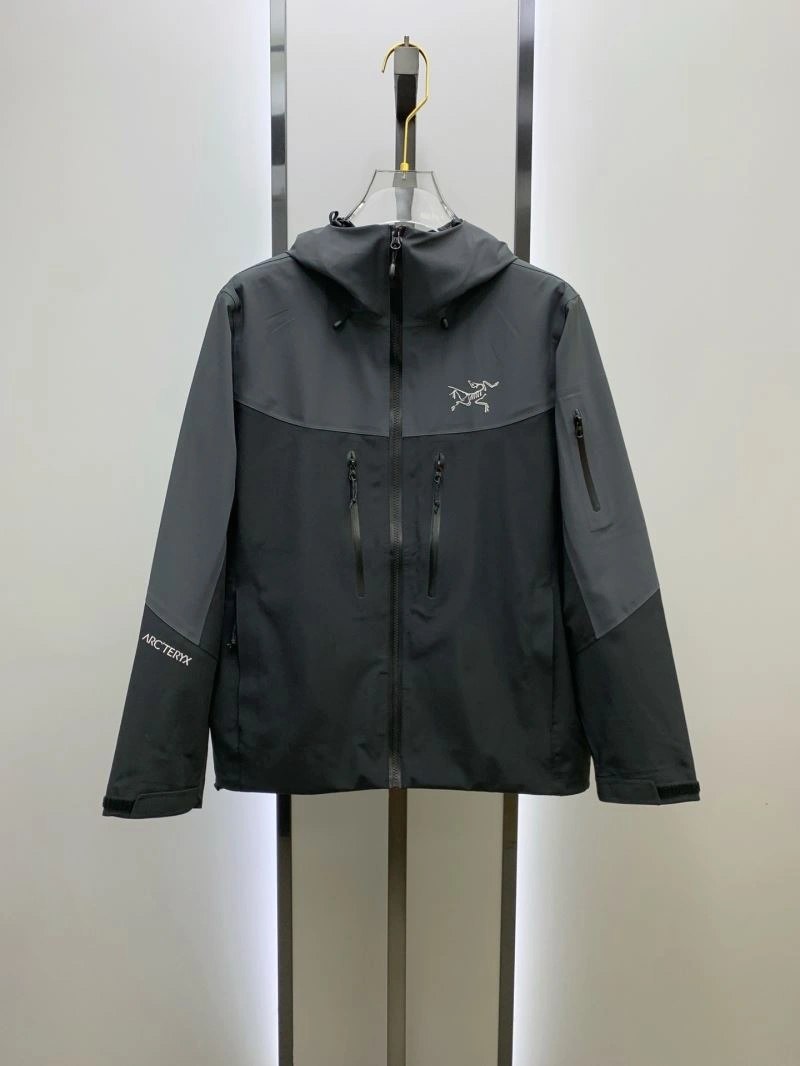 Arcteryx Outwear TechFriendly 162156