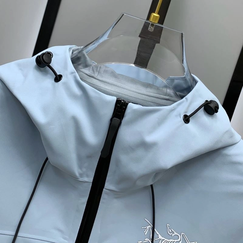 Neat Arcteryx Outwear 162083