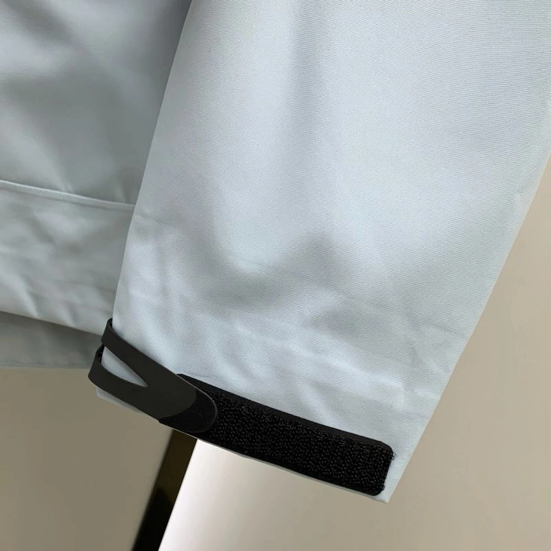 Neat Arcteryx Outwear 162083