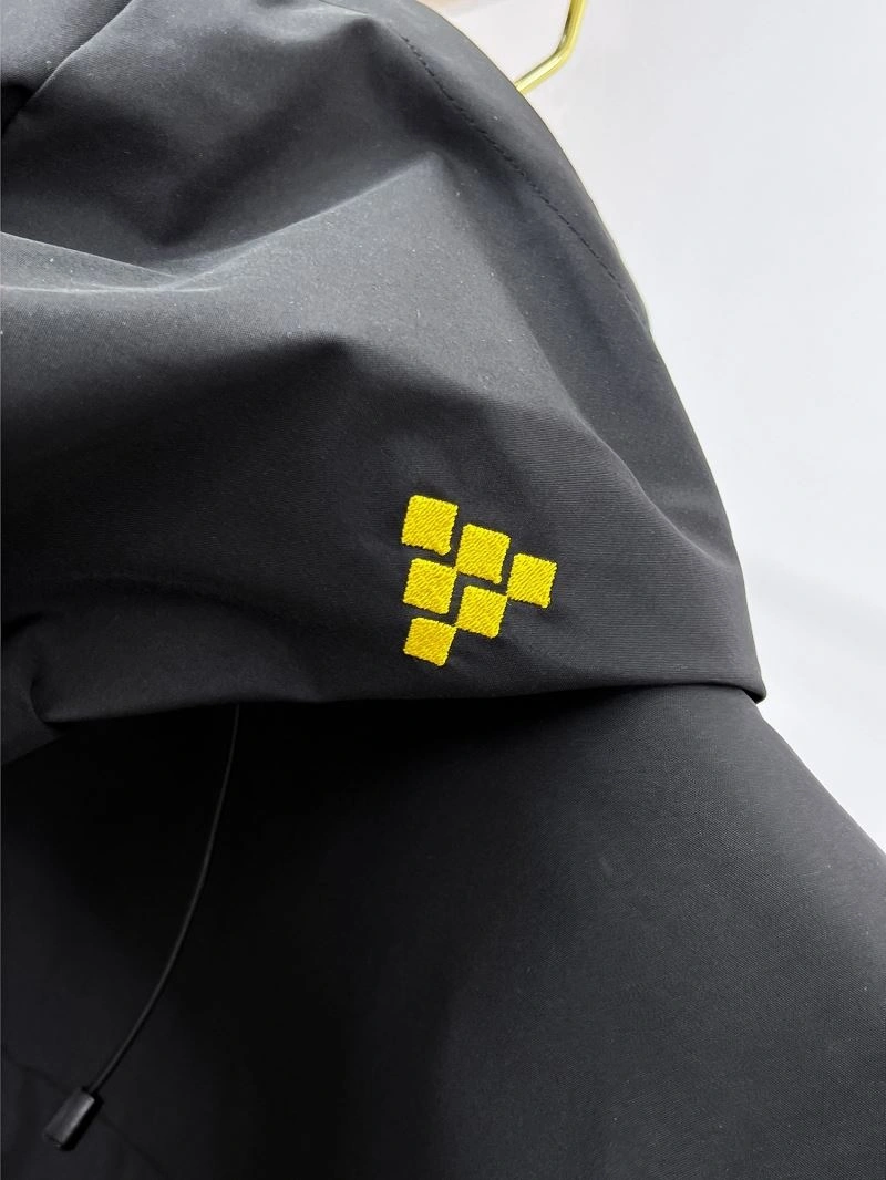 Arcteryx Outwear Comfortable 162075