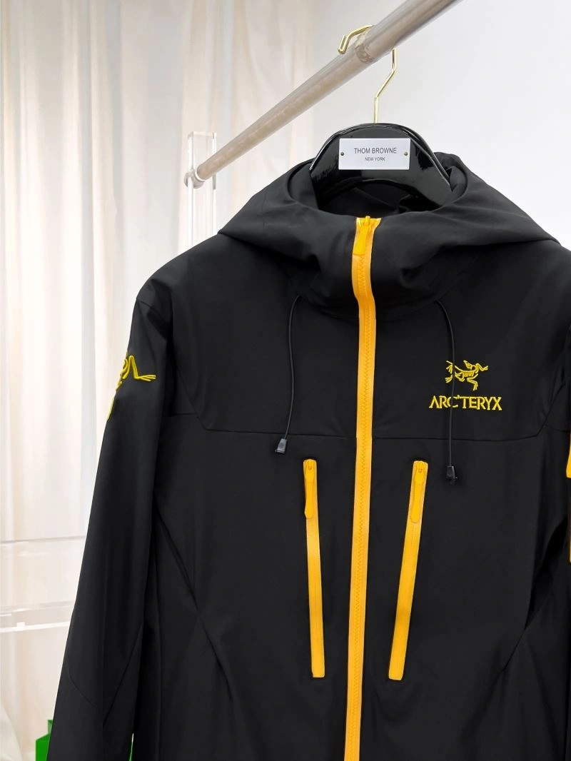 Arcteryx Outwear Comfortable 162075