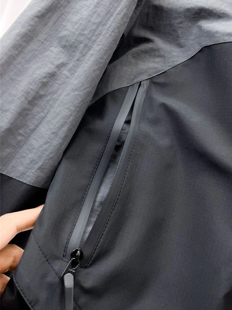 WrinkleFree Arcteryx Outwear 162071