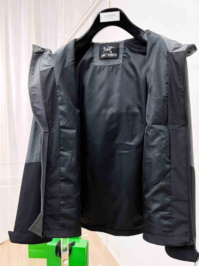 WrinkleFree Arcteryx Outwear 162071