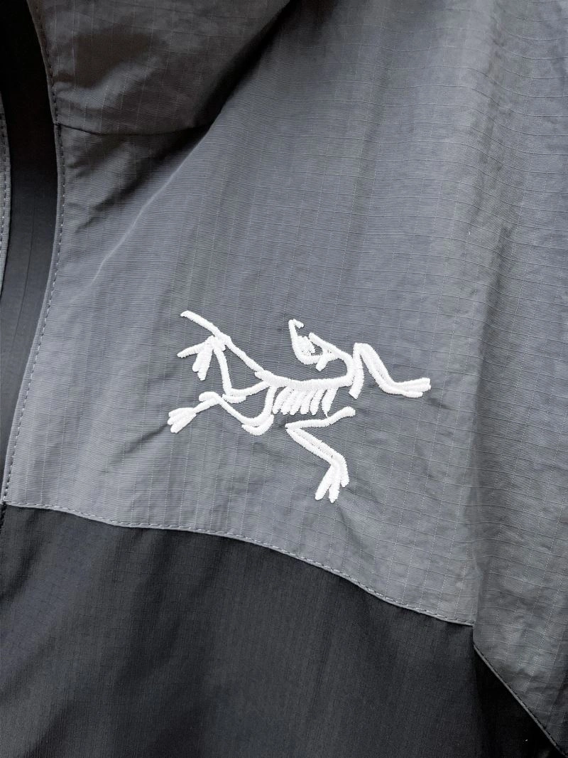 WrinkleFree Arcteryx Outwear 162071