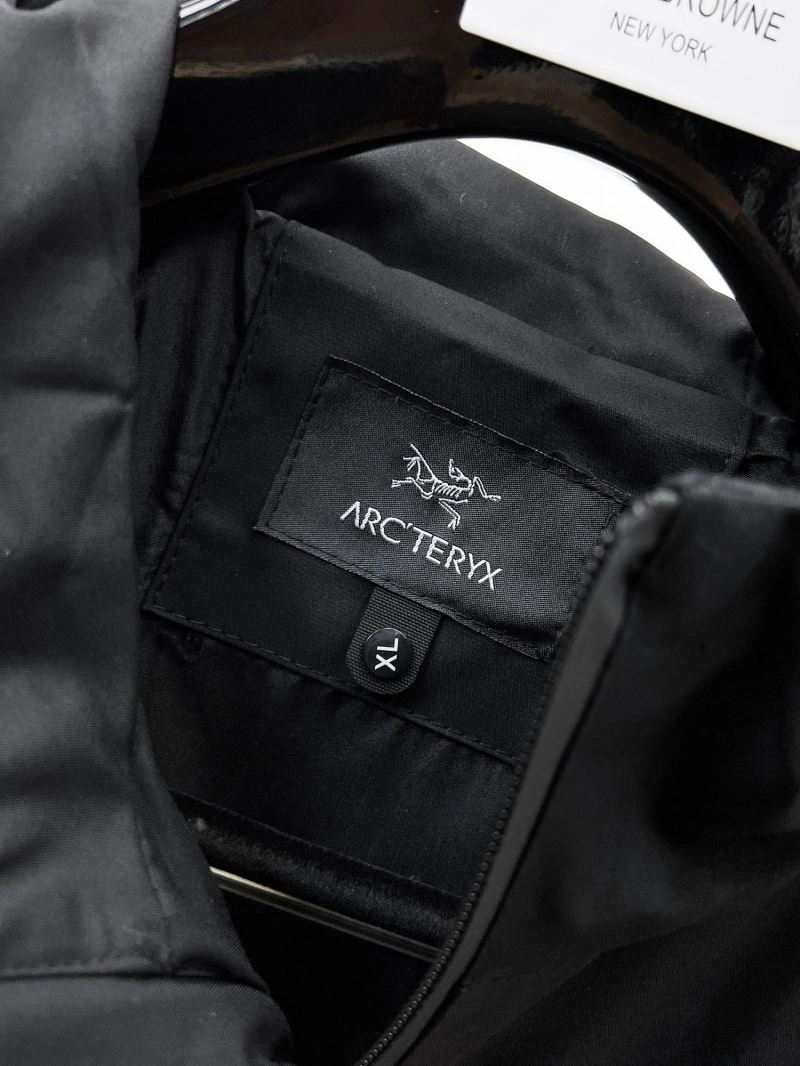Arcteryx Outwear Breathable 162063