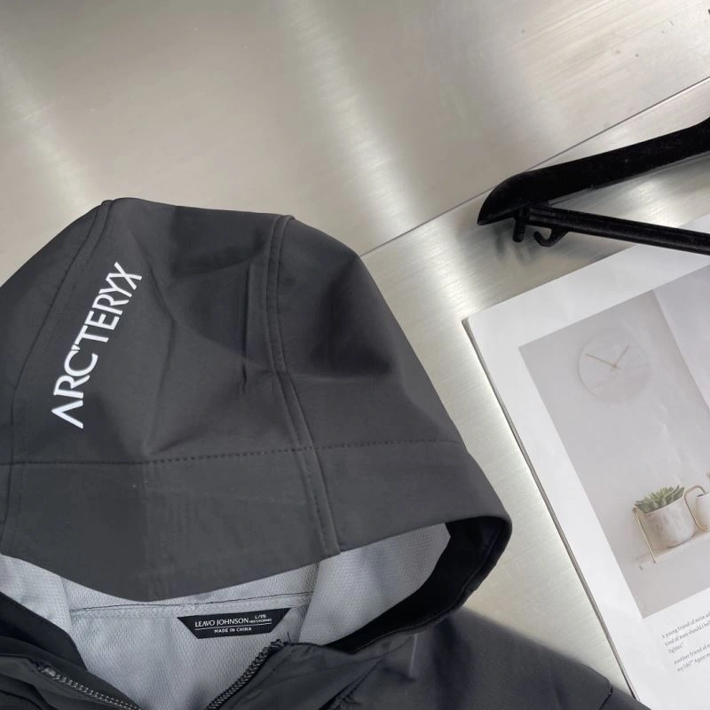 Arcteryx Outwear SoftTouch 161170