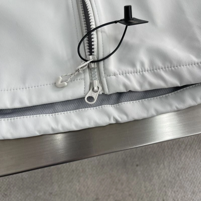 Tailored Arcteryx Outwear 161168