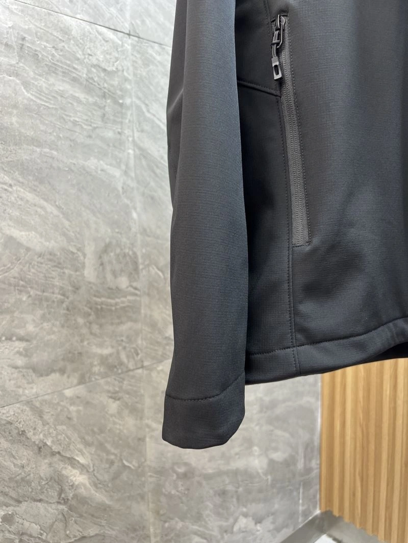 Arcteryx Outwear Soft 161166