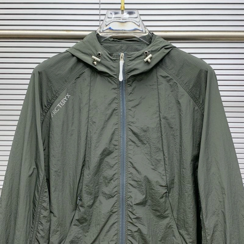 Arcteryx Outwear Durable 161167