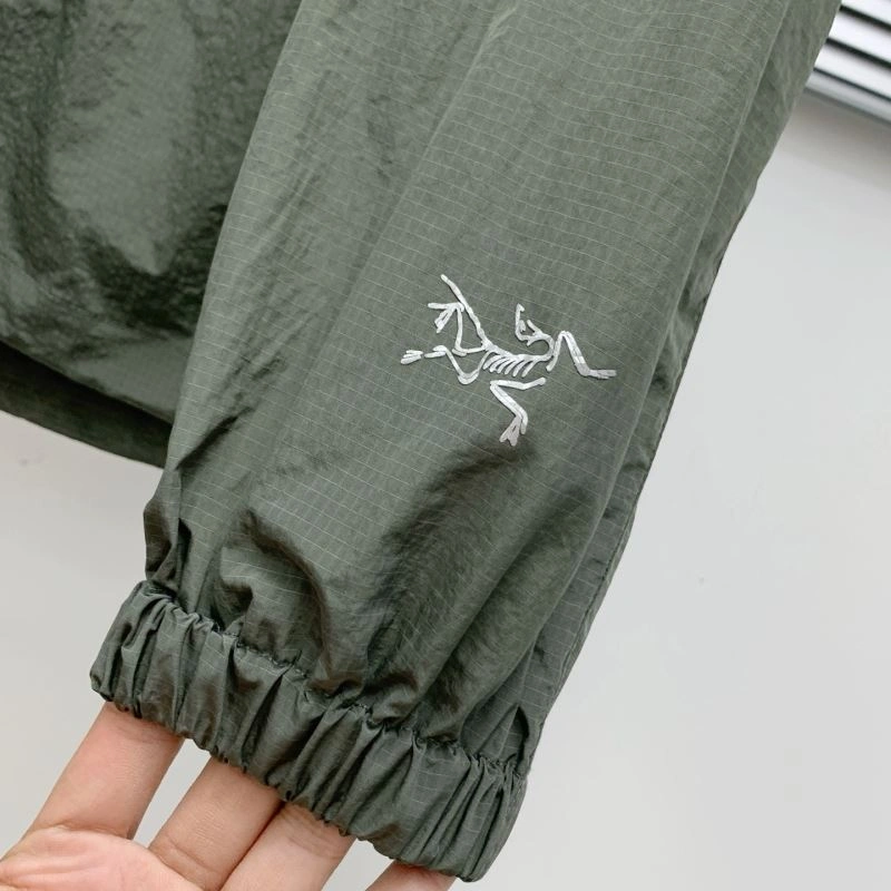 Arcteryx Outwear Durable 161167