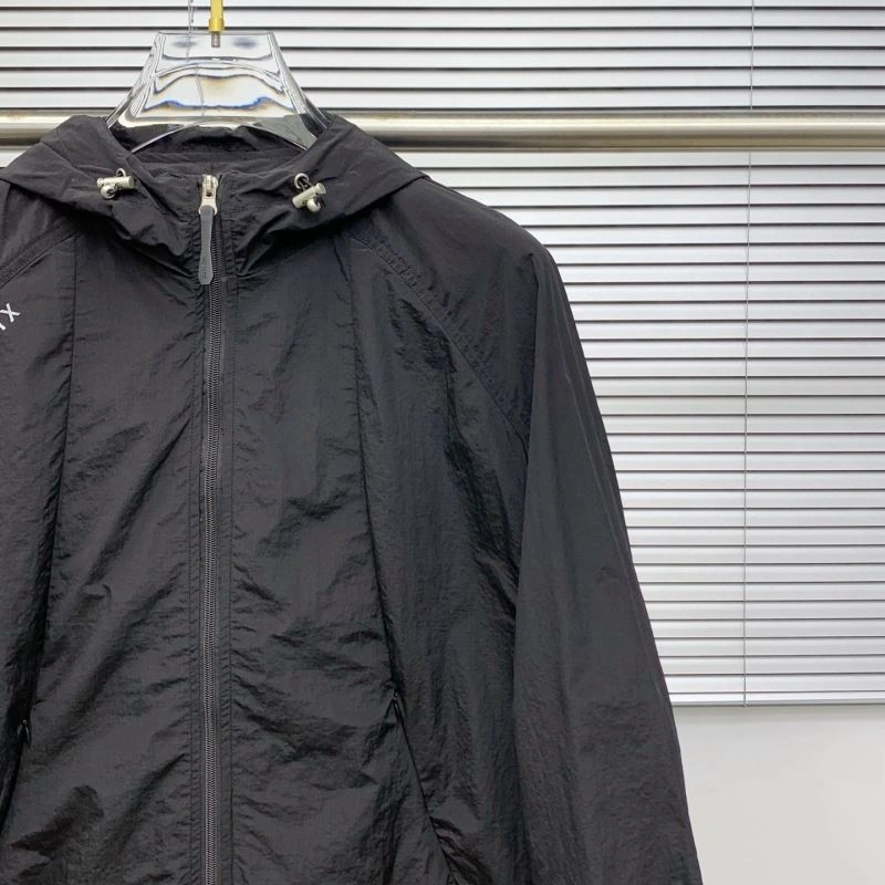 Neat Arcteryx Outwear 161165