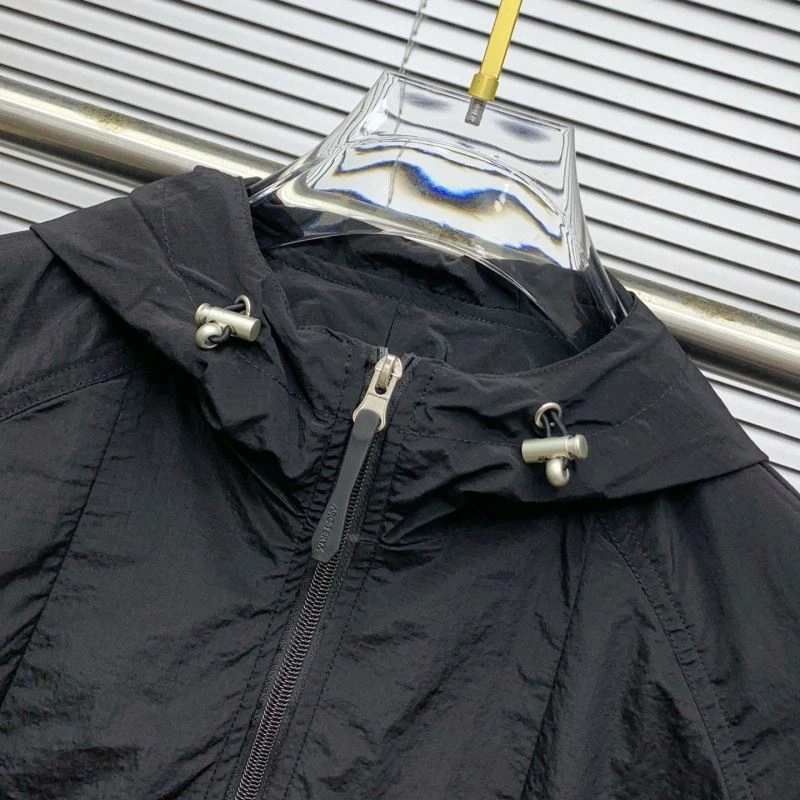 Neat Arcteryx Outwear 161165