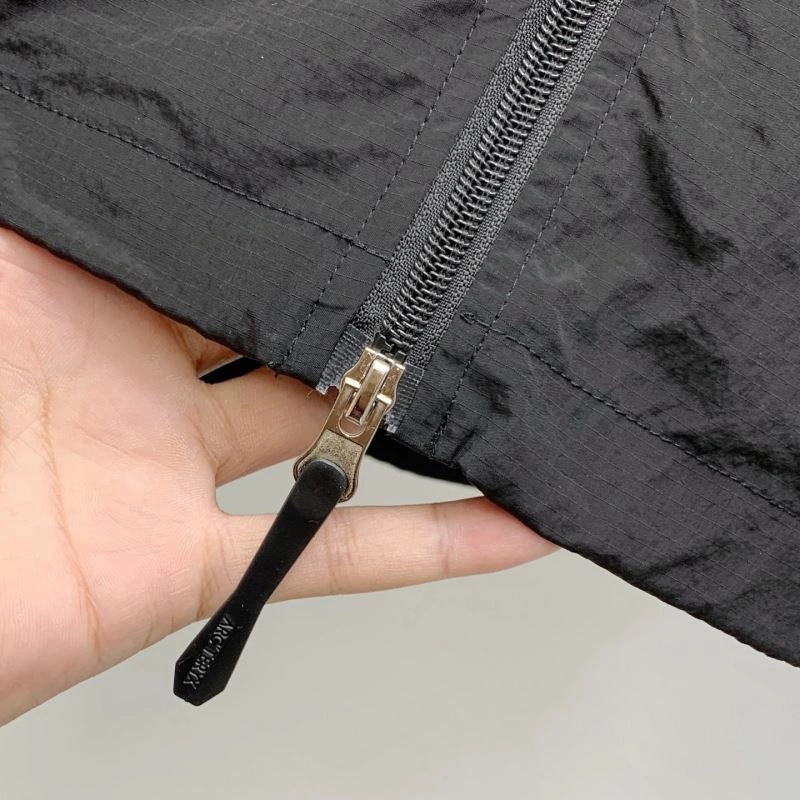 Neat Arcteryx Outwear 161165