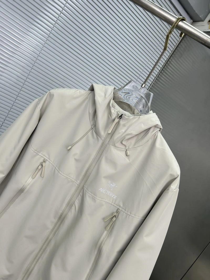 Arcteryx Outwear ComfortFit 161161