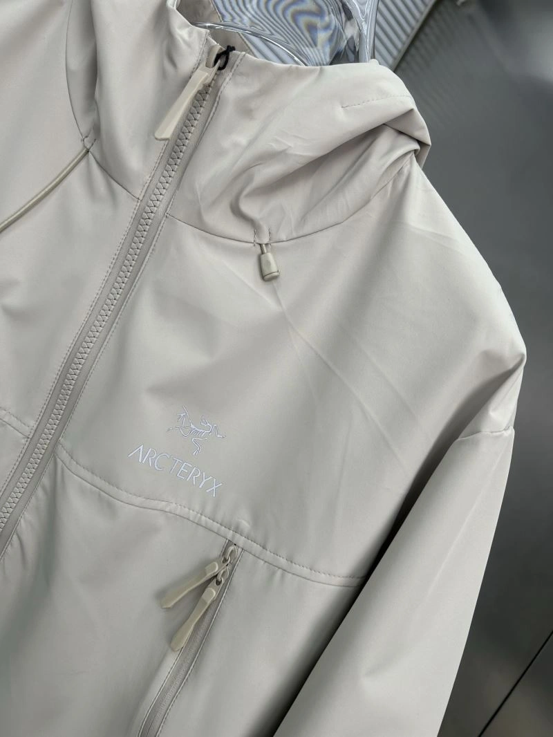 Arcteryx Outwear ComfortFit 161161