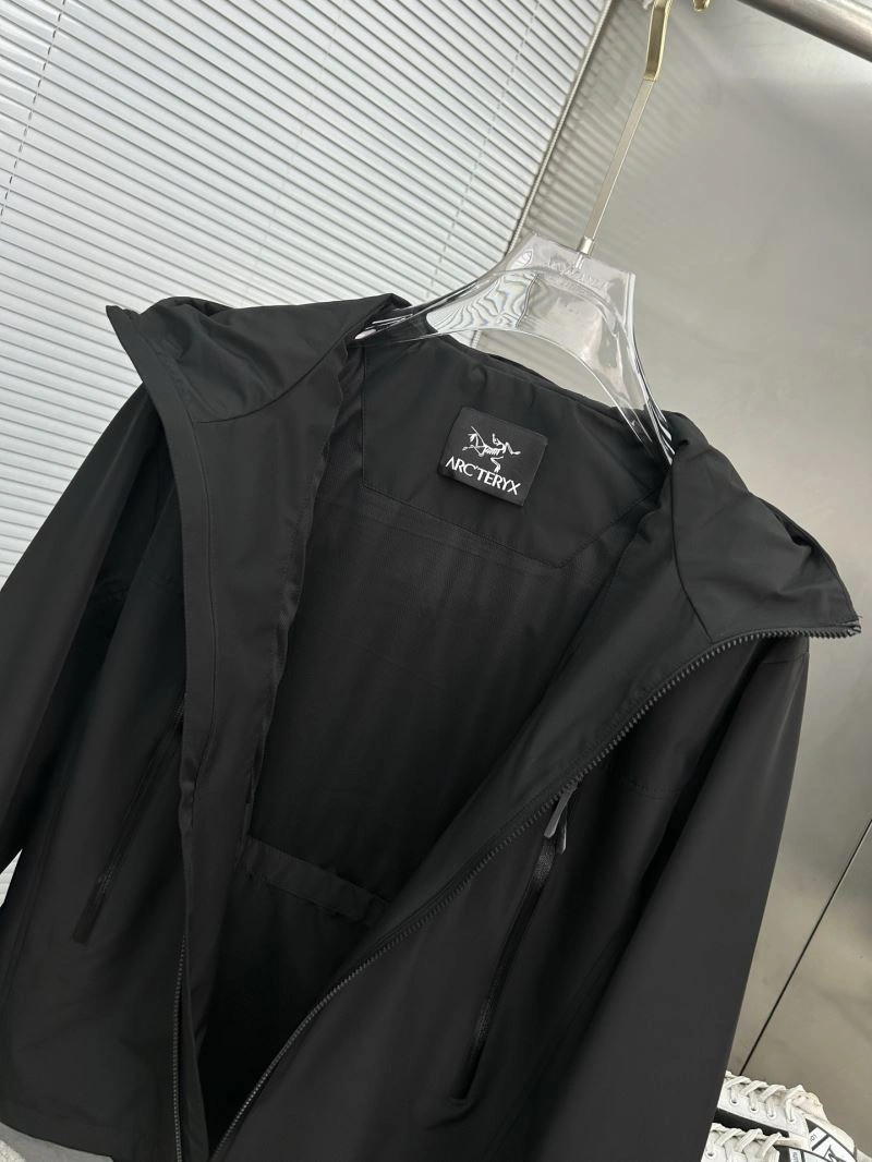 Arcteryx Outwear Timeless 161314