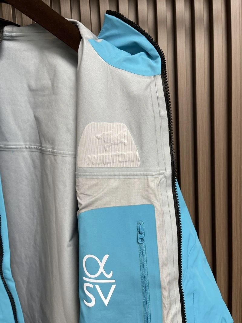 Arcteryx Outwear Durable 161151