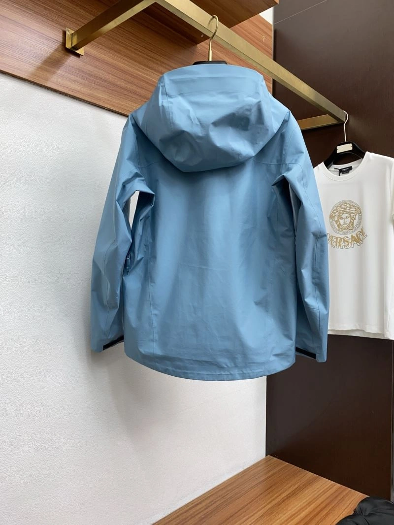Functional Arcteryx Outwear 161149