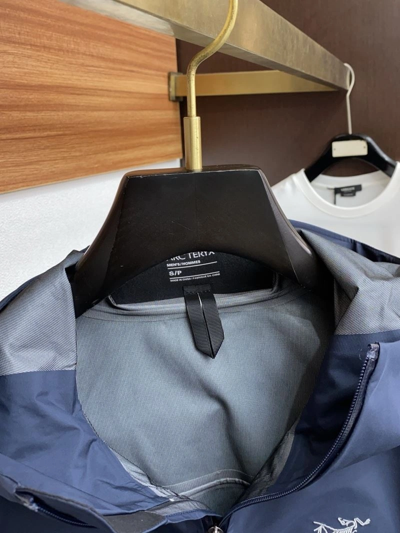 Sporty Arcteryx Outwear 161152