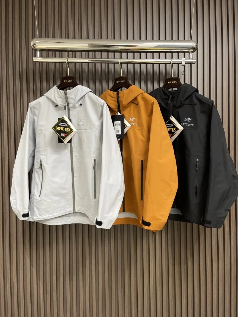 Arcteryx Outwear Lightweight 161142