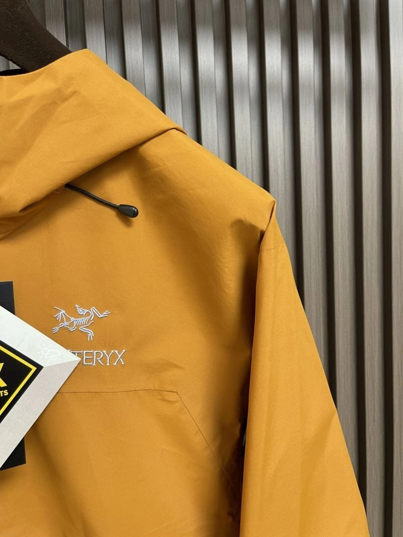 Arcteryx Outwear Lightweight 161142